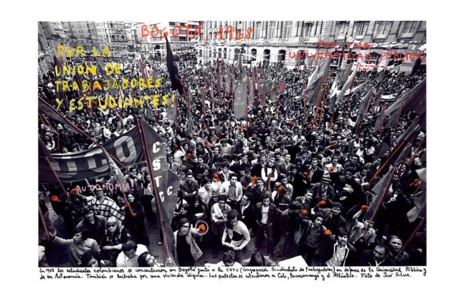 1968: The fire of ideas, 2014, fotografía del artista agentino Marcelo Brodsky, 26,6 x 35,4 pulgadas. Galería Rolf Art, de Buenos Aires, en Art Basel Miami Beach, Sección Meridians.