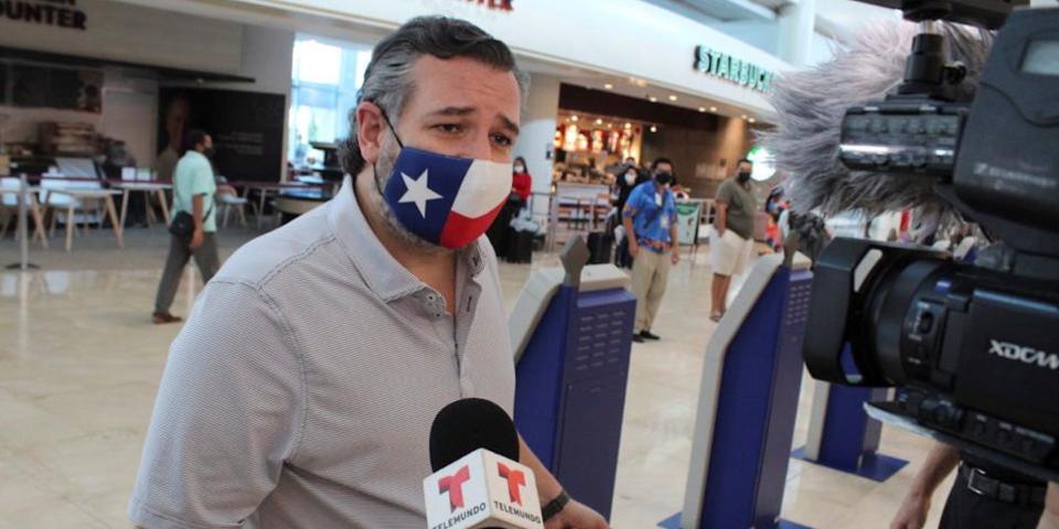 Ted Cruz cancun 3.JPG