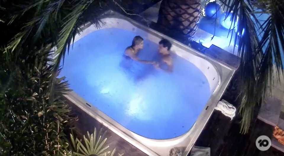 When the trailer for The Challenge was first released last month, one of the most explosive scenes featured Konrad hooking up with Megan in a hot tub. Photo: Ten