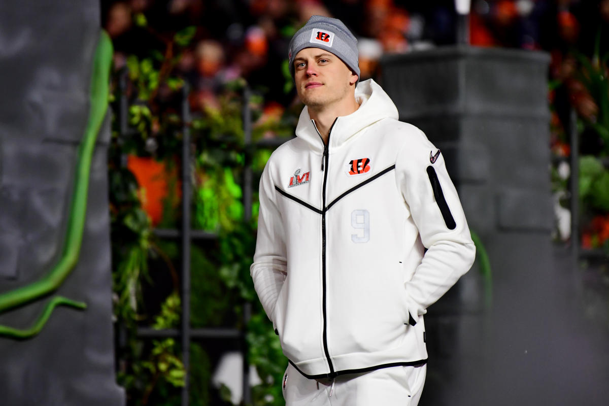 Joe Burrow already beat the Miami Dolphins with his TNF suit