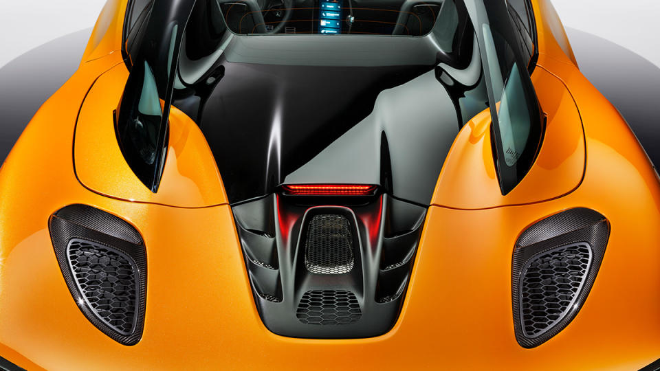  McLaren 替Artura Spider 重新設計尾部，擁有新的空氣力學設計。（圖／McLaren提供）