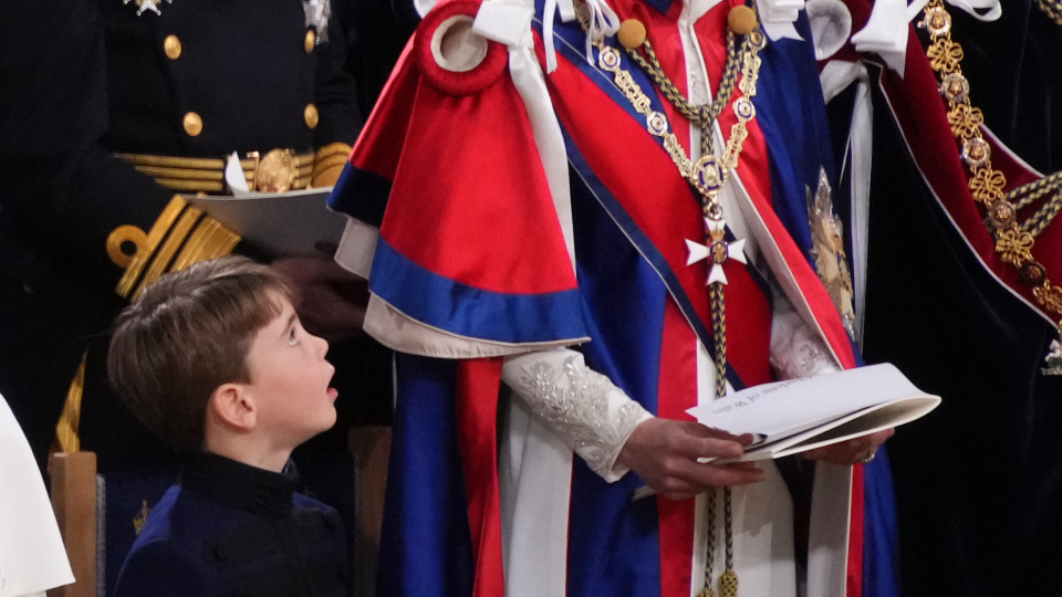 Admiring mum's Coronation robes