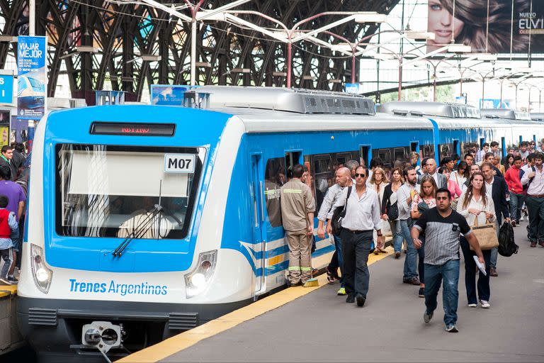 El tren Mitre no saldrá de Retiro