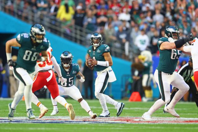 Kansas City Chiefs Beat the Philadelphia Eagles to Win Super Bowl LVII - WSJ