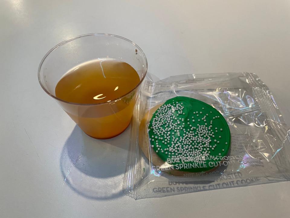 free cider and cookie from mickey's very merry christmas party at disney world