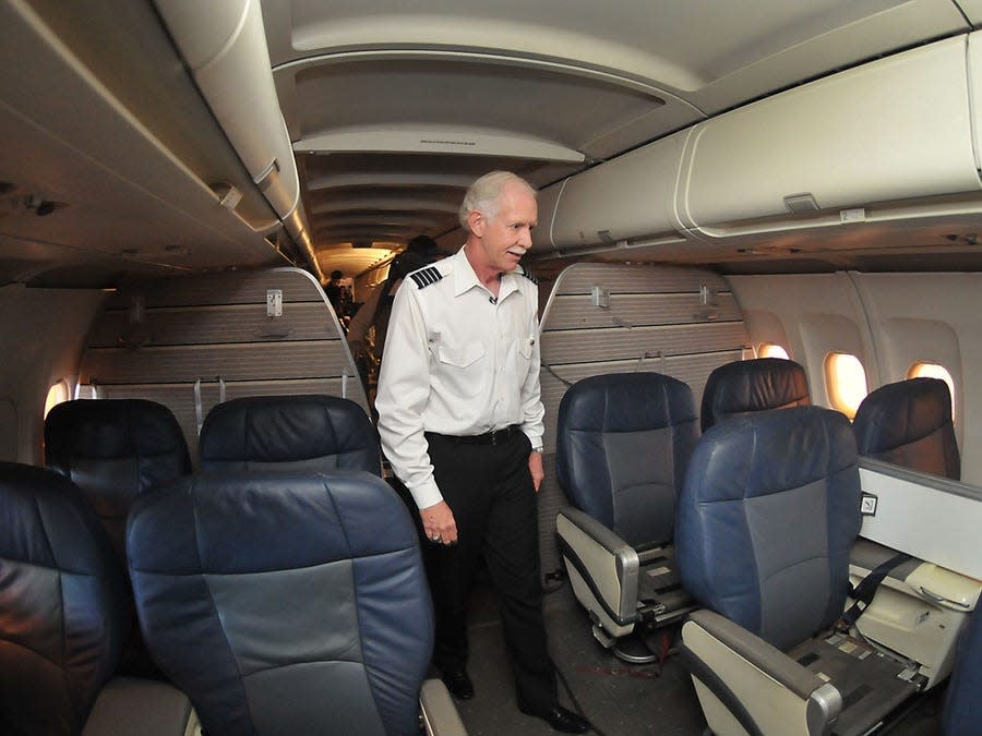 Sully inside the Miracle on the Hudson A320.