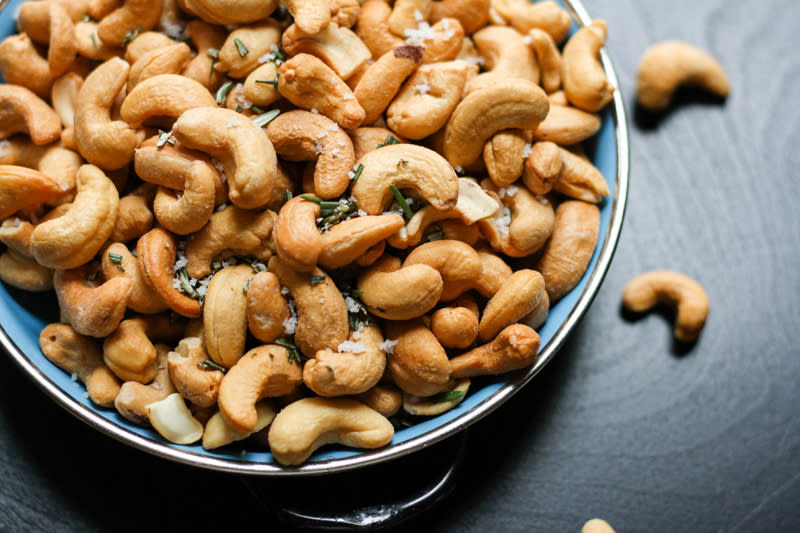 Cashew nuts