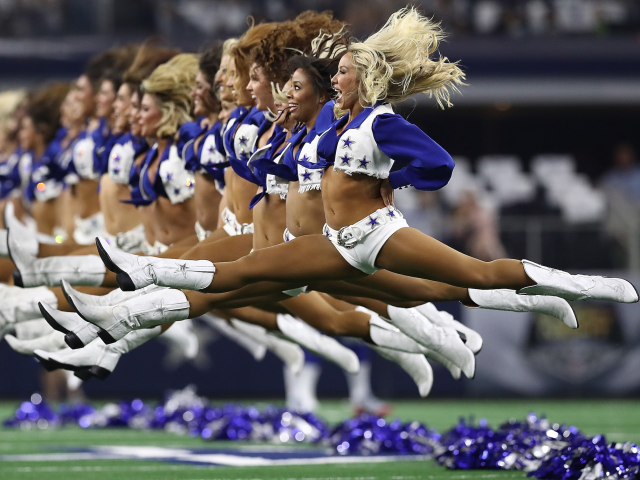 NFL cheerleaders reveal what it's really like to have their job