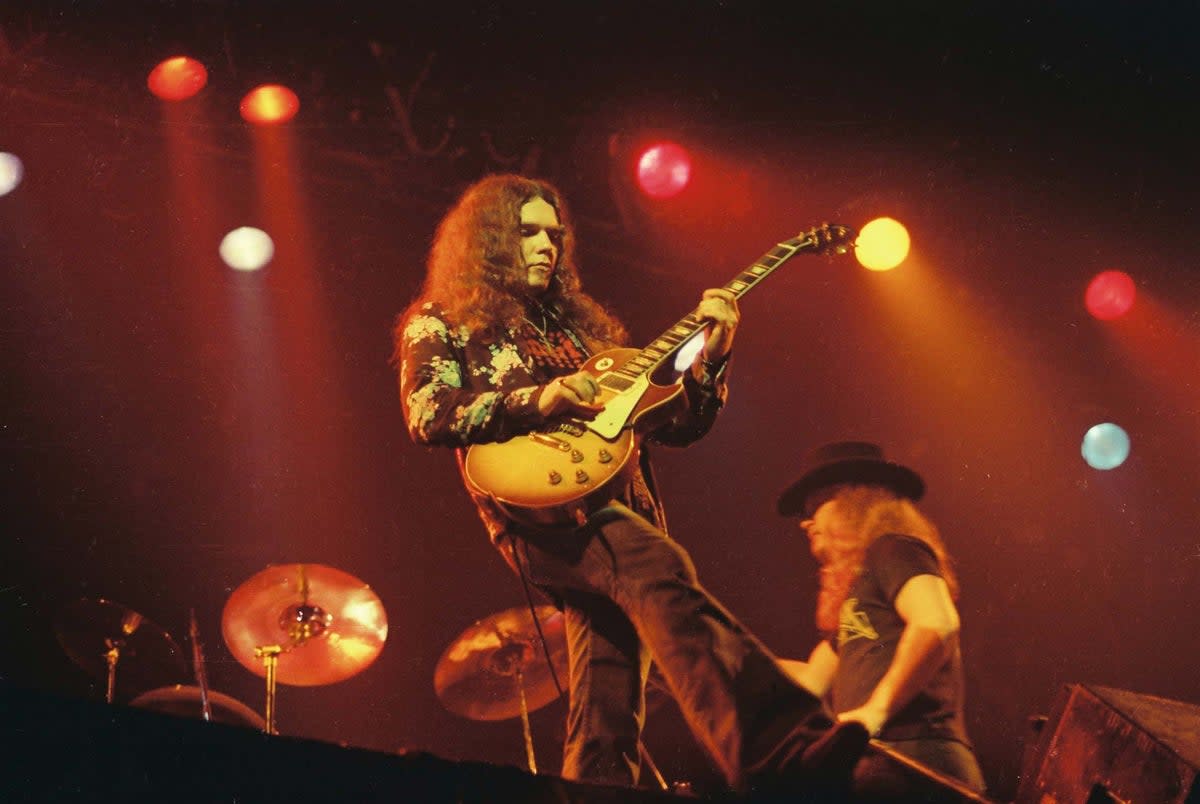 Gary Rossington and Ronnie Van Zant at the Apollo Theatre in Glasgow, 1977 (Redferns)