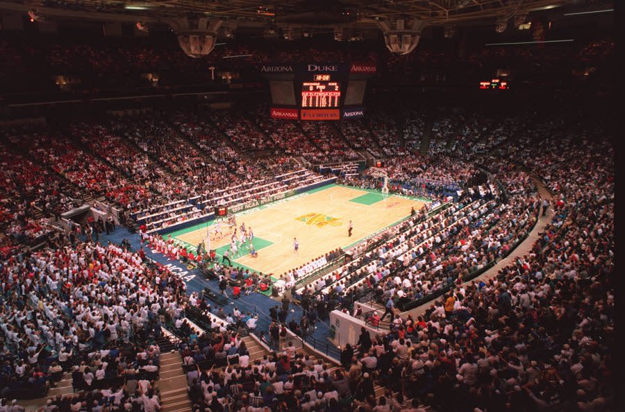 8 Apr 1994: AN INTERIOR OF THE CHARLOTTE COLISEUM DURNG THE CHAMPIONSHIP GAME OF THE 1994 NCAA MEN”S BASKETBALL FINAL FOUR.