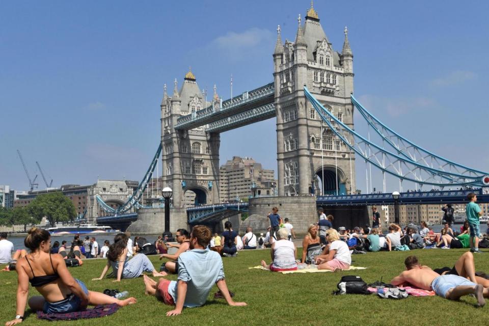 Londoners will enjoy soaring temperatures on Sunday (PA Wire/PA Images)