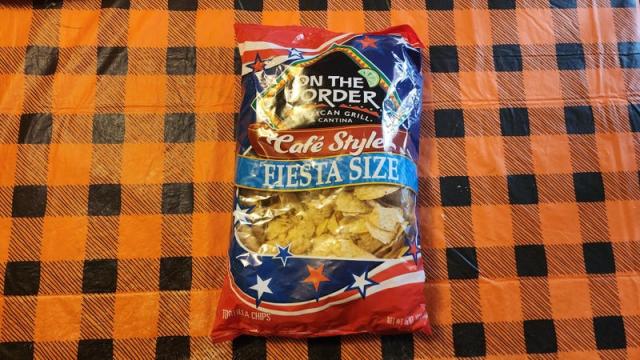 On The Border Cafe Style Tortilla Chips, 18 Oz. 