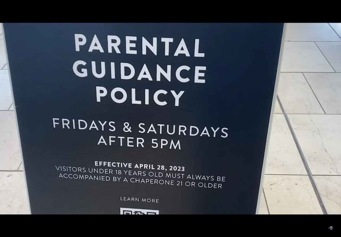 Garden State Plaza in Paramus, New Jersey is requiring anyone under 18 years old to be accompanied by a chaperone at least 21 or older on Fridays and Saturdays after 5 p.m. (Screenshot: YouTube – Eyewitness News ABC7NY)