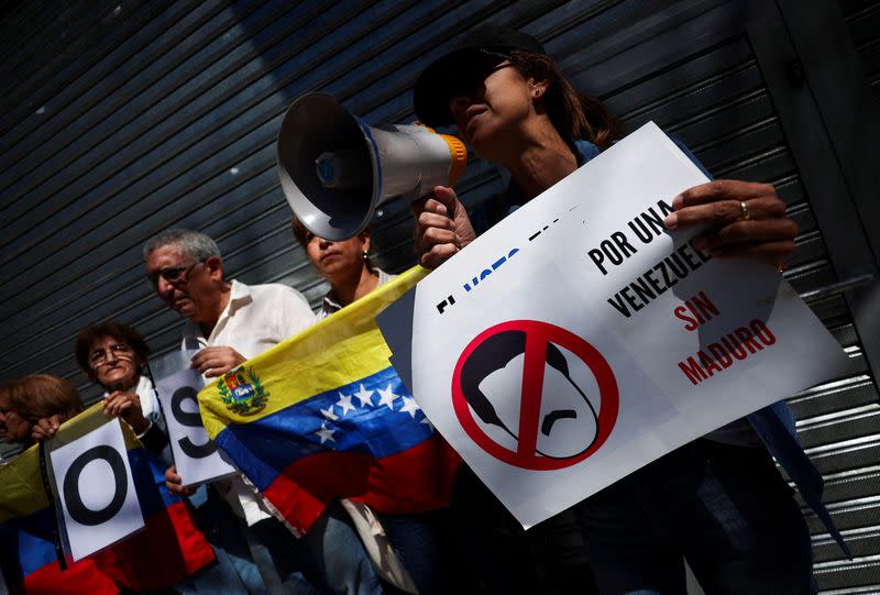 FILE PHOTO: Venezuelan residents in Argentina protest in Buenos Aires