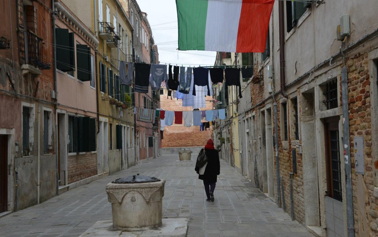 A deserted calle in the Castello area of Venice. - Chris Warde-Jones