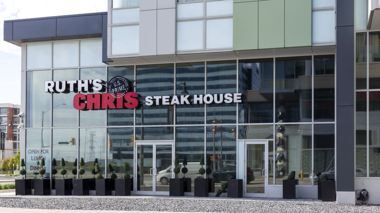 Ruth's Chris Steak House exterior 