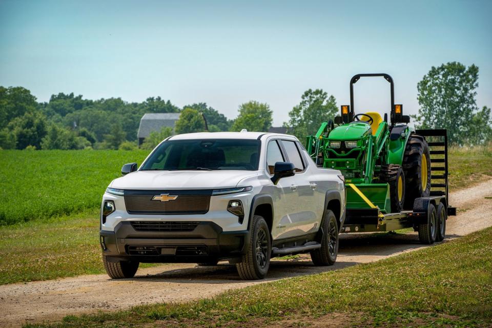 2023 chevrolet silverado ev