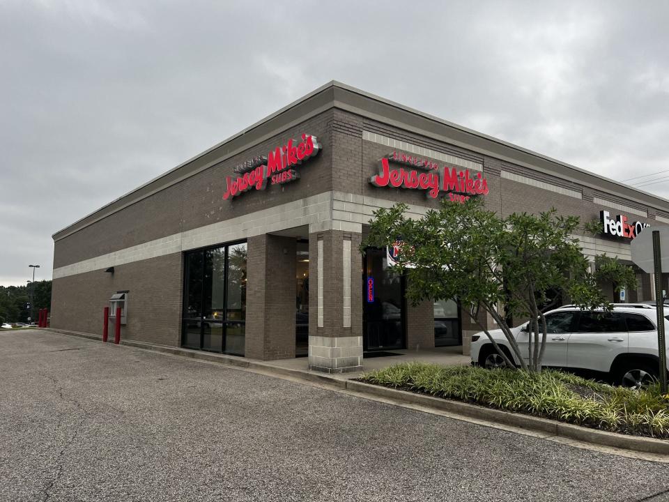 Jersey Mike’s Subs, known for its fresh sliced/fresh grilled subs, opened at 7801 Winchester Road in Memphis on July 19, 2023.