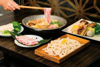 A.店名「濱」字代表湯頭，湯頭是日本料理的靈魂。