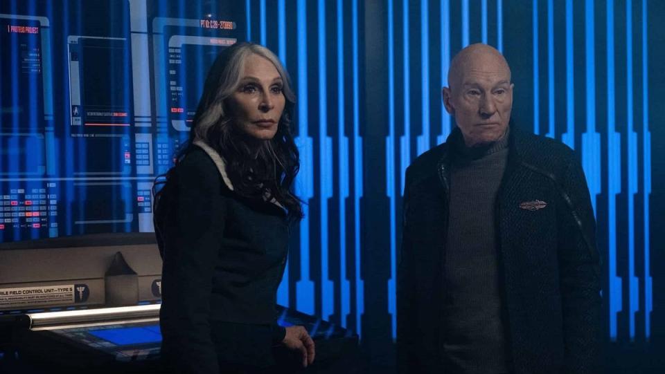 Beverly Crusher (Gates McFadden) and Admiral Picard (Patrick Stewart) in the sickbay of the USS Titan in Star Trek: Picard season three's "Dominion."