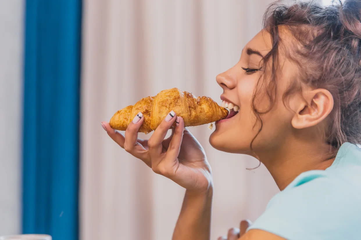 ¿Comer carbohidratos refinados afecta tu apariencia? (Getty Creative)
