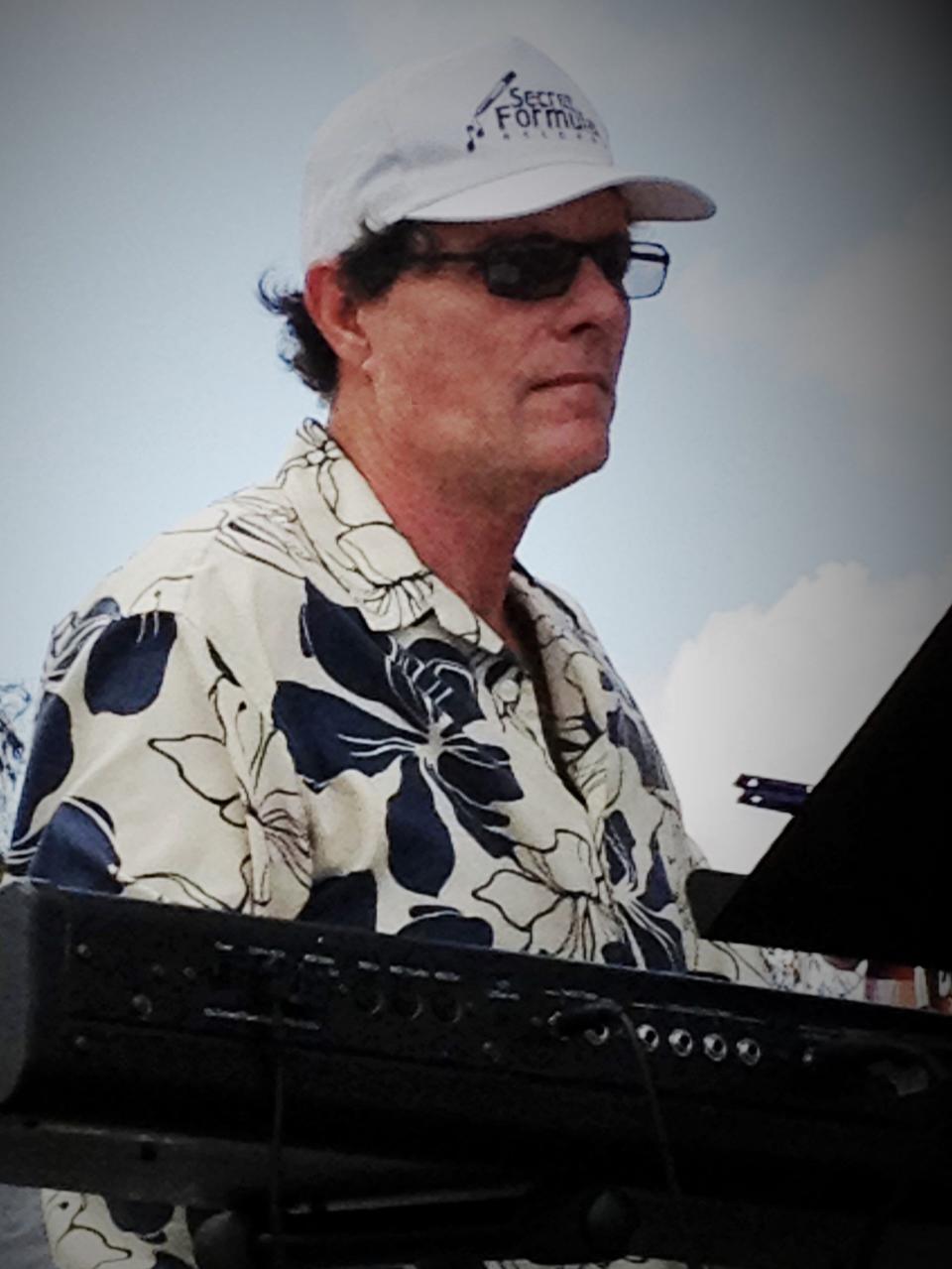 Gary Farr will perform at Great Oaks Pub with his blues jazz group at 7 p.m. Friday, Aug. 11, 2022.