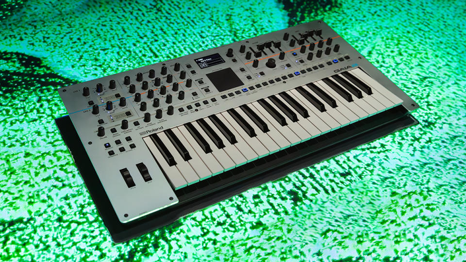 Roland Gaia 2