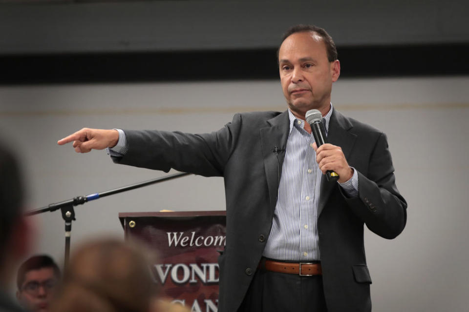 Congressman Luis Gutierrez says there are plenty of reasons Trump could be impeached. (Getty)