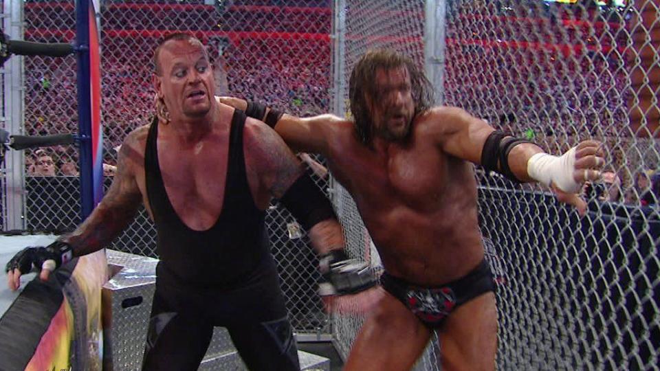 4. The Undertaker vs Triple H (WrestleMania XXVIII 2012) [guest referee Shawn Michaels]