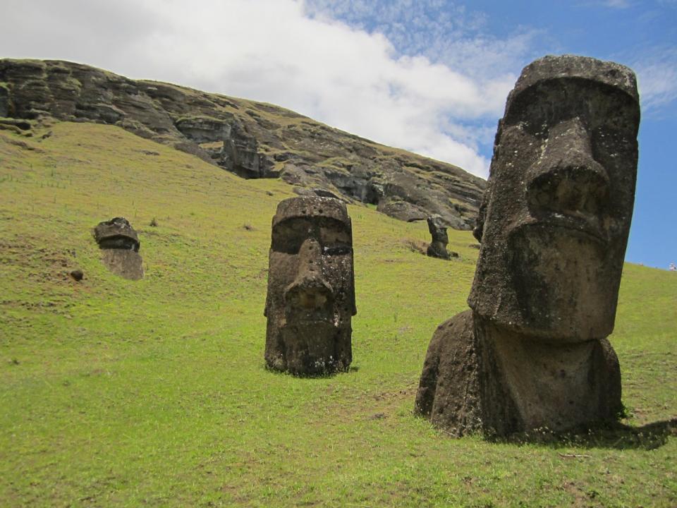 摩艾石像是復活節島上的拉帕努伊人雕刻的石像