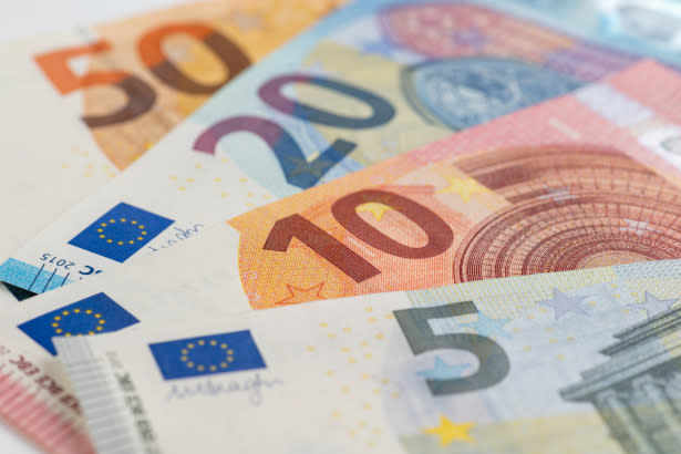 EUR/USD Forecast – Euro Continues to Consolidate