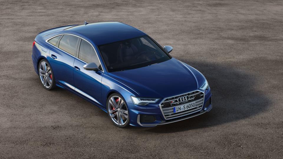 View Photos of the 2020 Audi S6