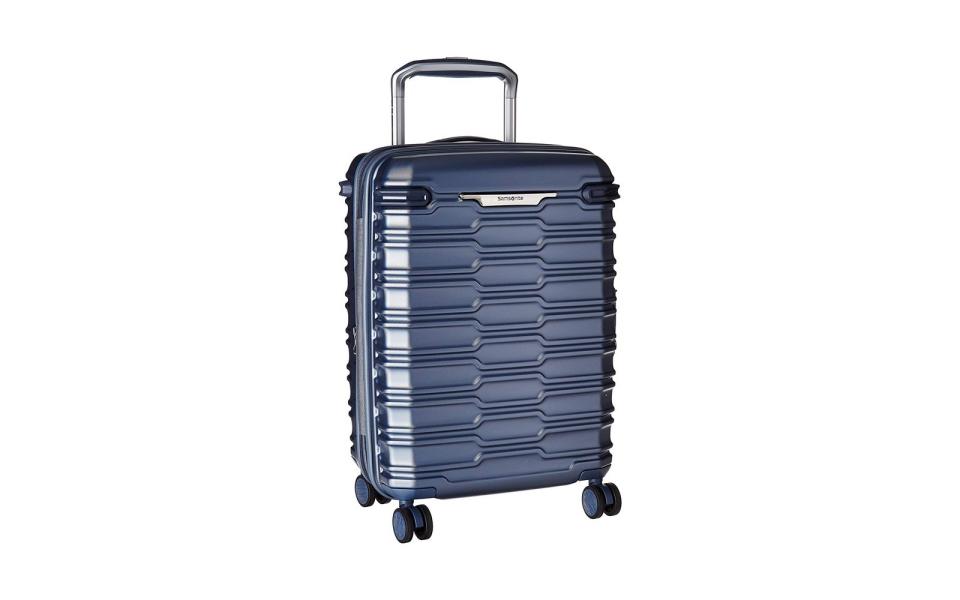 Save up to 50% Off Samsonite Luggage on Amazon