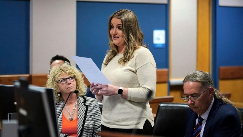 PHOTO: Jenna Ellis reads a statement after Ellis plead guilty to a felony count of aiding and abetting false statements and writings, inside Fulton Superior Court Judge Scott McAfee's Fulton County Courtroom, on Oct. 24, 2023, in Atlanta. (John Bazemore, POOL via AP)