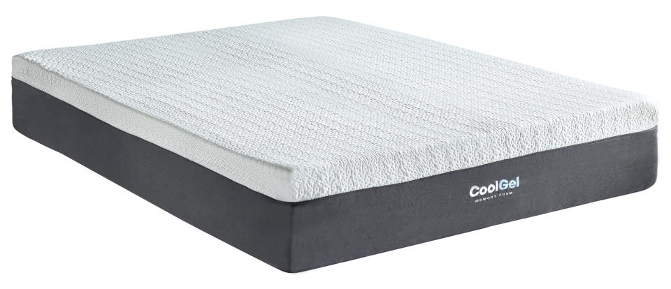 Cooling gel ensures sweat-free sleep. (Photo: Walmart)