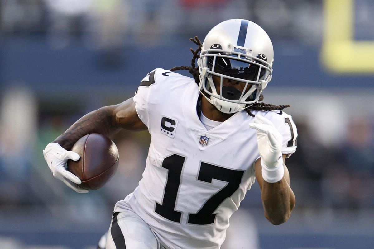 Raiders WR Davante Adams ranked as No. 1 receiver entering 2023 season