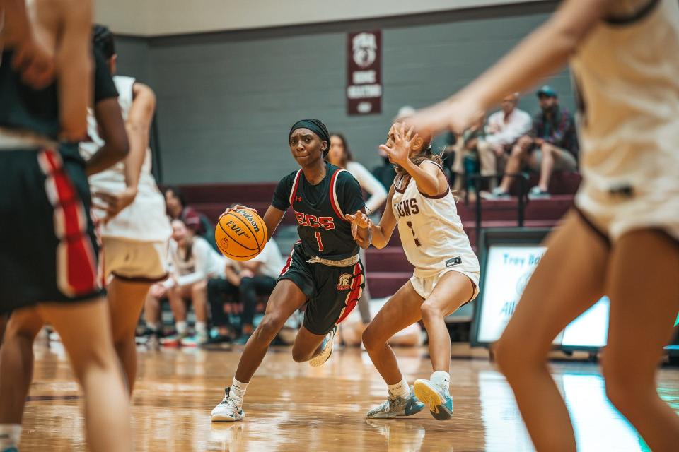 Evangelical Christian traveled to Naples to take on First Baptist in a girls basketball game on Tuesday, Dec. 5, 2023. ECS' Jadah Toombs drives with the ball.