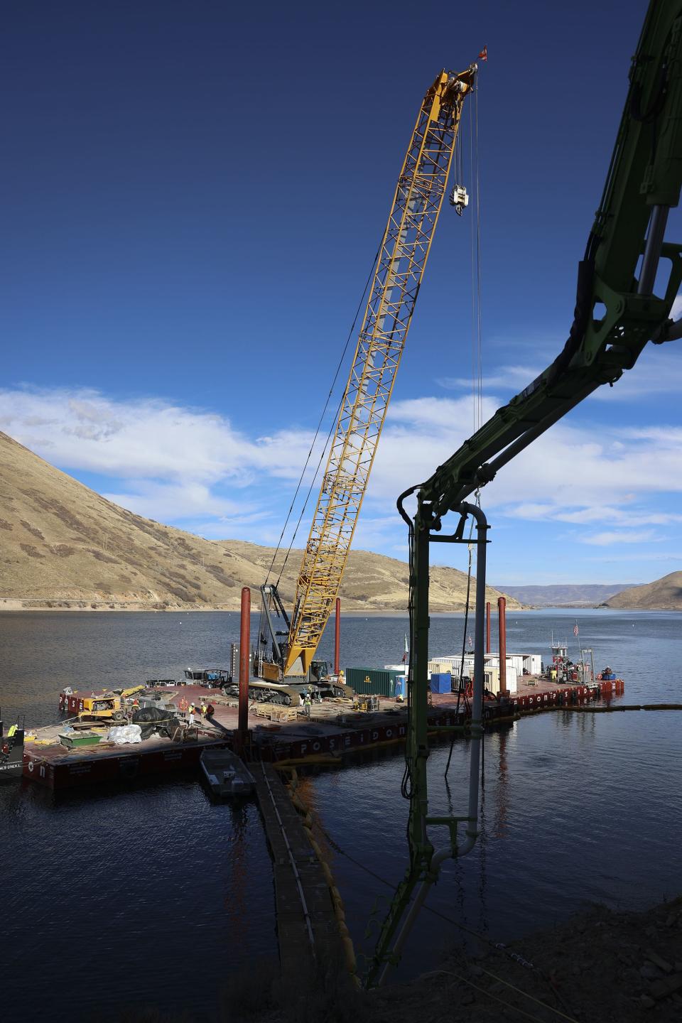 Underwater infrastructure repairs continue at the Deer Creek Intake Project in Heber City on Wednesday, Nov. 15, 2023. The project is estimated to cost $100,000,000 and will take 3 years to complete. | Laura Seitz, Deseret News