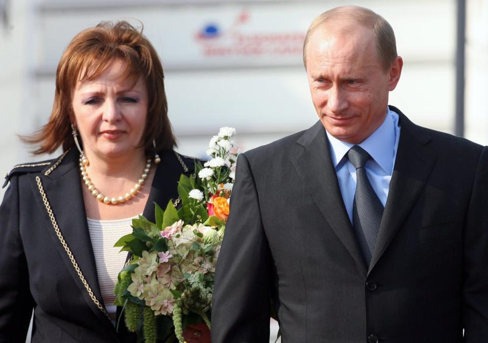 Russian President Vladimir Putin and his wife Ludmila Alexandrowa Putina in 2007 (Getty Images)