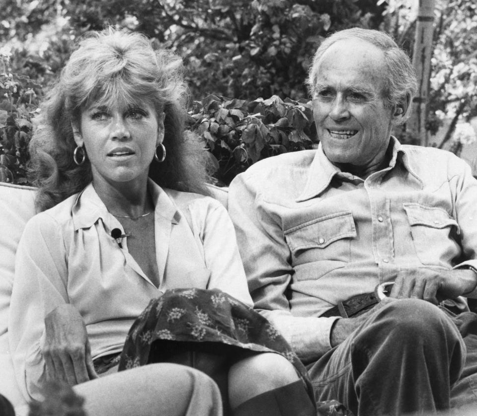 1979: Jane Fonda and Her Dad Share an Awkward Moment