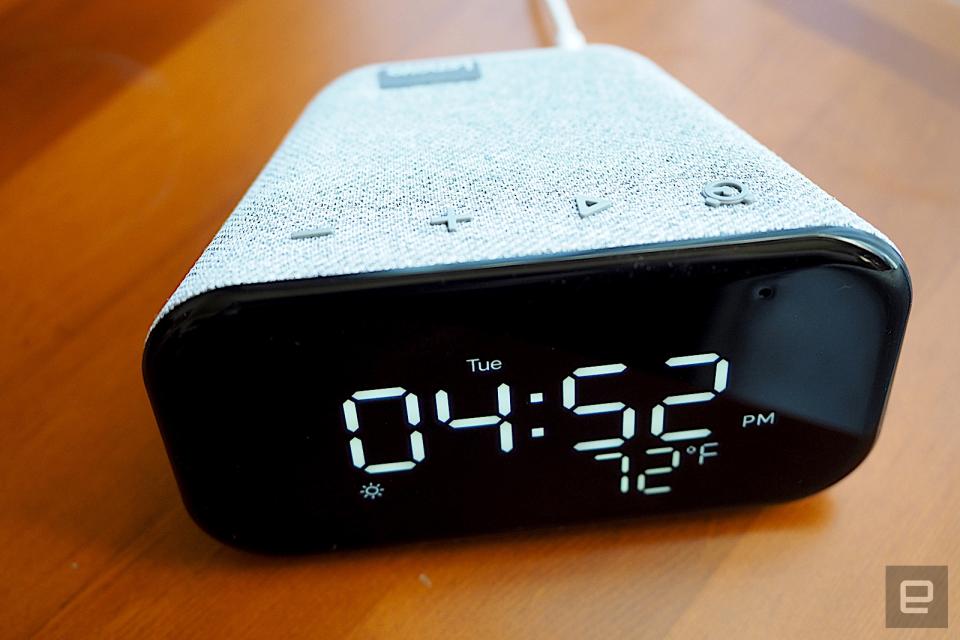 Lenovo Smart Clock Essential