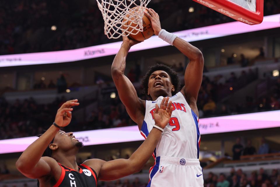 Pistons forward Ausar Thompson rebounds the ball against the Bulls during the first half on Tuesday, Feb. 27, 2024, in Chicago.