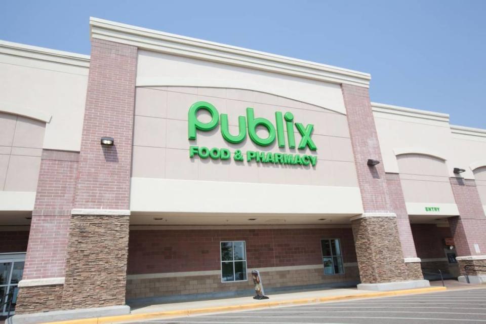 Publix announced a second Lexington store will be coming to the northwest side of town but it will be smaller than the first location currently under construction.