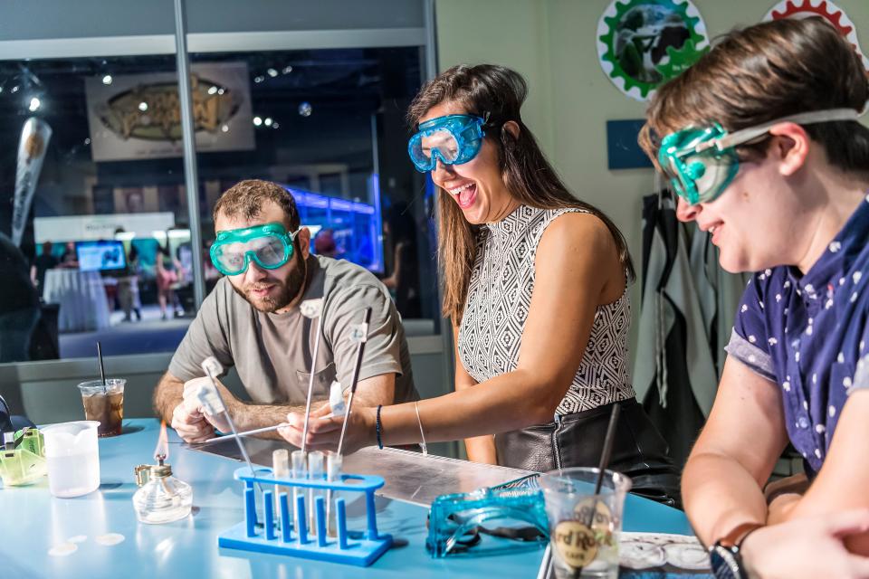 Science Night Live at Otronicon, photo by Roberto Gonzalez