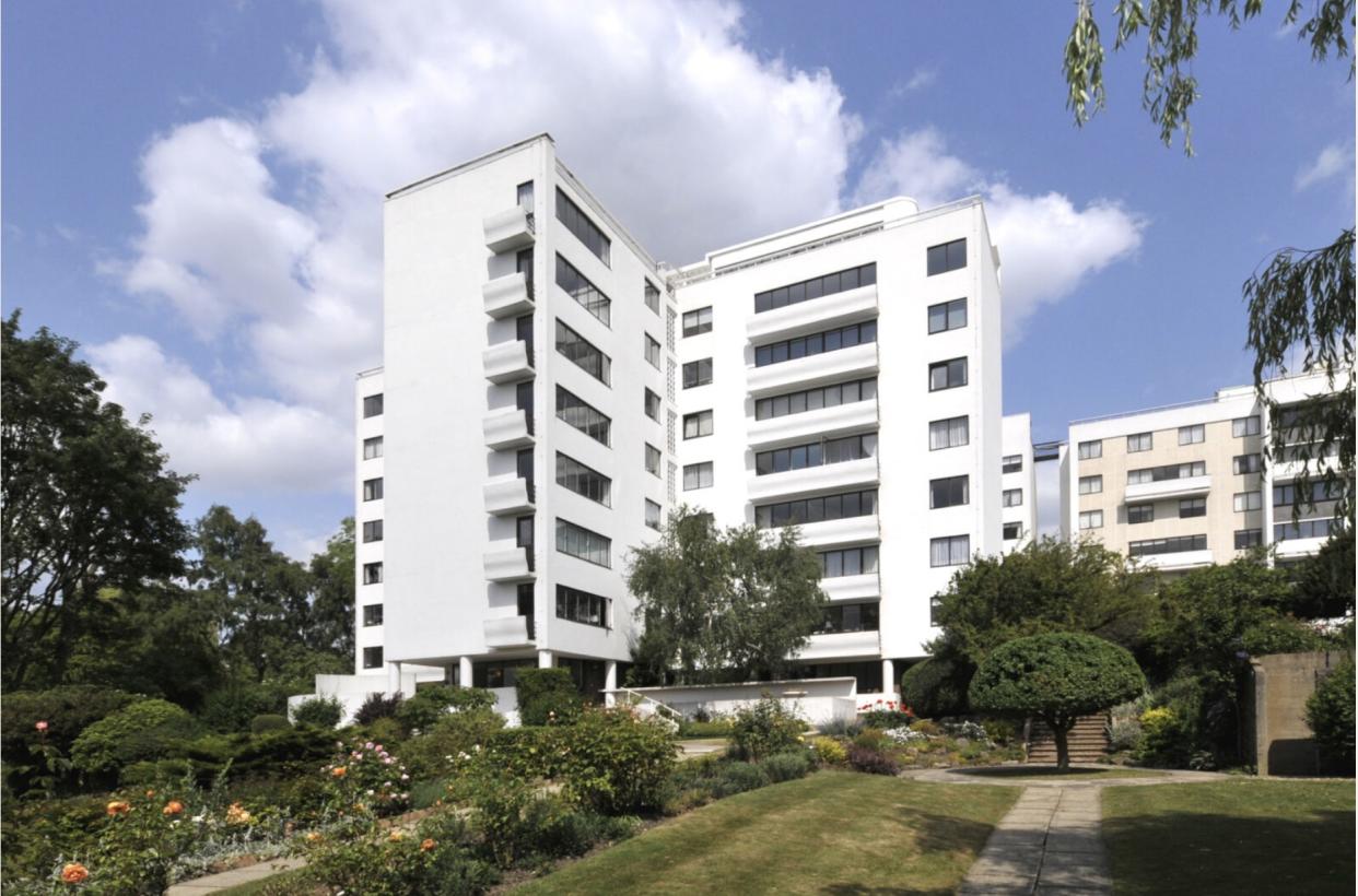 The architect of this Modernist apartment block also designed the penguin pool and gorilla house at London Zoo. Photo: The Modern House