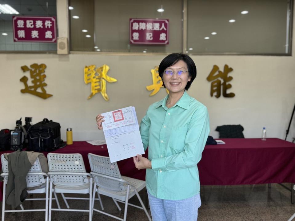 林岱樺完成立委選舉登記，力拼7連霸立委。（林岱樺辦公室提供）