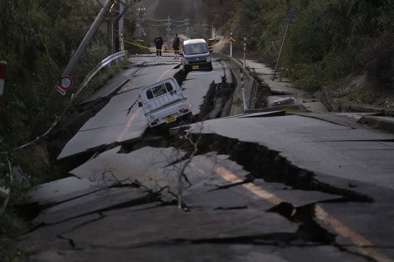 Los daños cerca de la ciudad de Noto, al noroeste de Tokio, el martes 2 de enero de 2024, después del mortal terremoto del lunes.