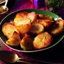 <p>Traditionally roast potatoes are roasted in oil, or fat, but that's not ideal if you're after something slightly healthier. This easy recipe simply requires low-calorie cooking spray, and they're done!</p><p>Get the <a href="https://www.delish.com/uk/cooking/recipes/a30148078/slimming-world-roast-potatoes/" rel="nofollow noopener" target="_blank" data-ylk="slk:Healthy Roasted Potatoes;elm:context_link;itc:0;sec:content-canvas" class="link ">Healthy Roasted Potatoes</a> recipe.</p>