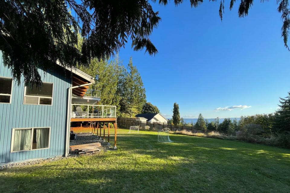 Longterm rental property in Tulalip Bay, Washington