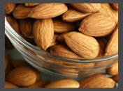 <b>Almonds:</b> Don’t misjudge them as fattening because the fats that almonds contain are monounsaturated fats. The kind of fats you should completely avoid before workout would include butter or cheese products as they will make you lazy and tired. Almonds also contain omega 3s that instantly energise your mind.